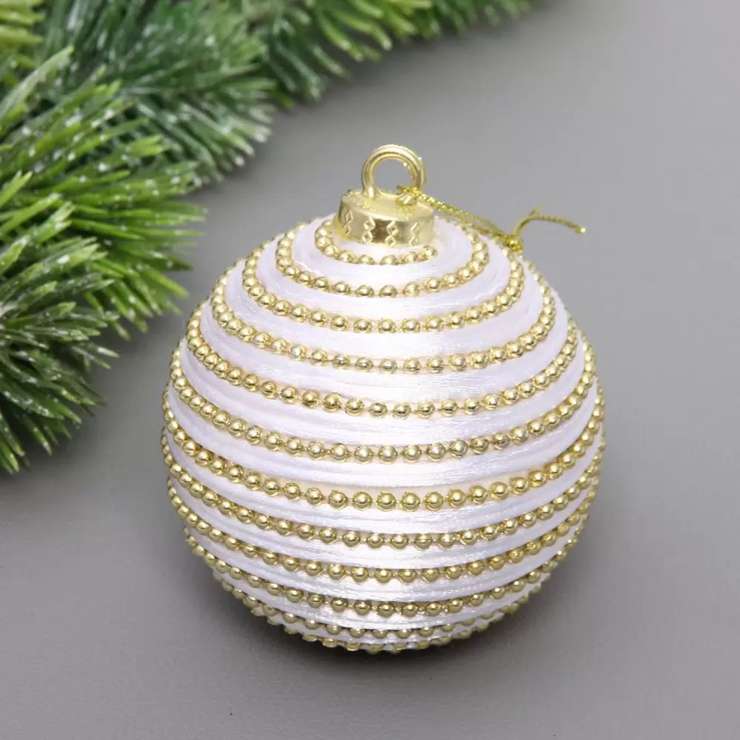 Новогодний шар "Сказочные узоры" 8 см, Золото