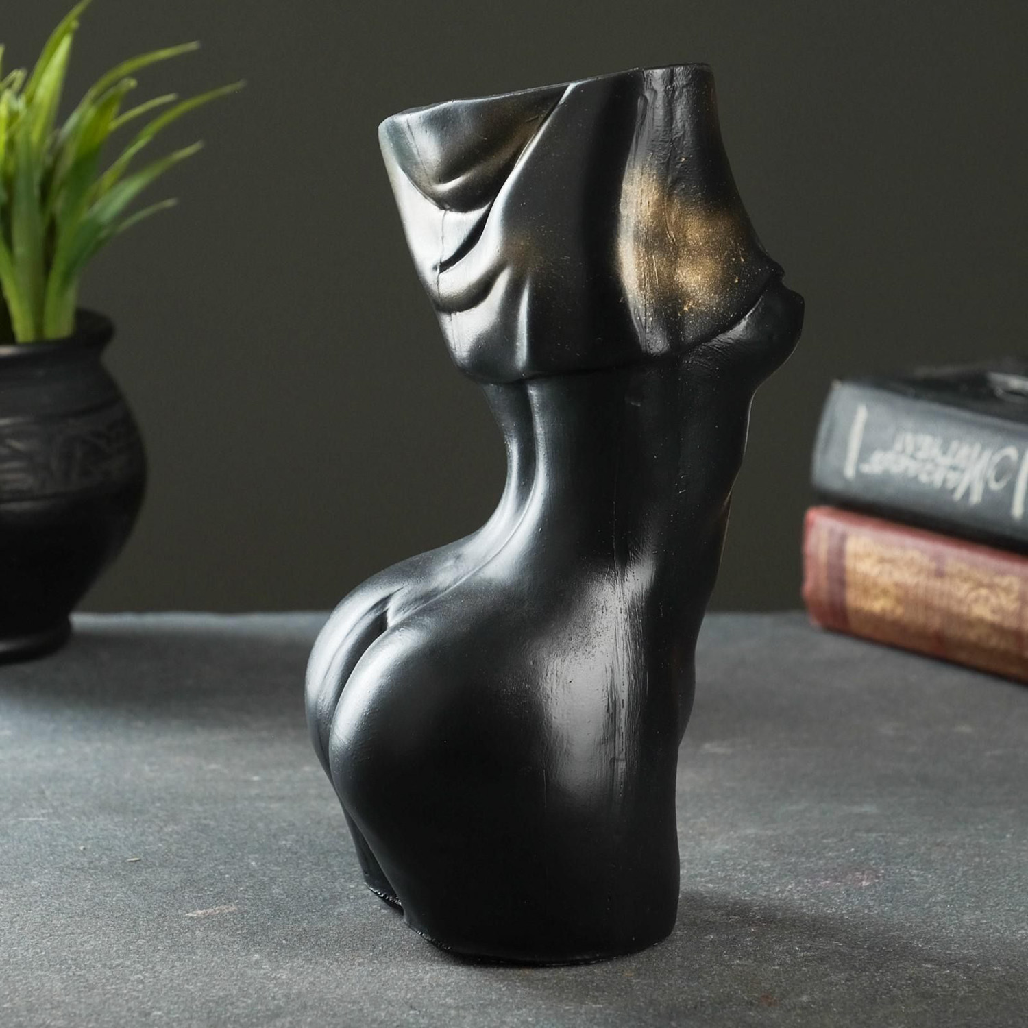 Ваза "Грация" черная с золотом, 0,7 л  7150884