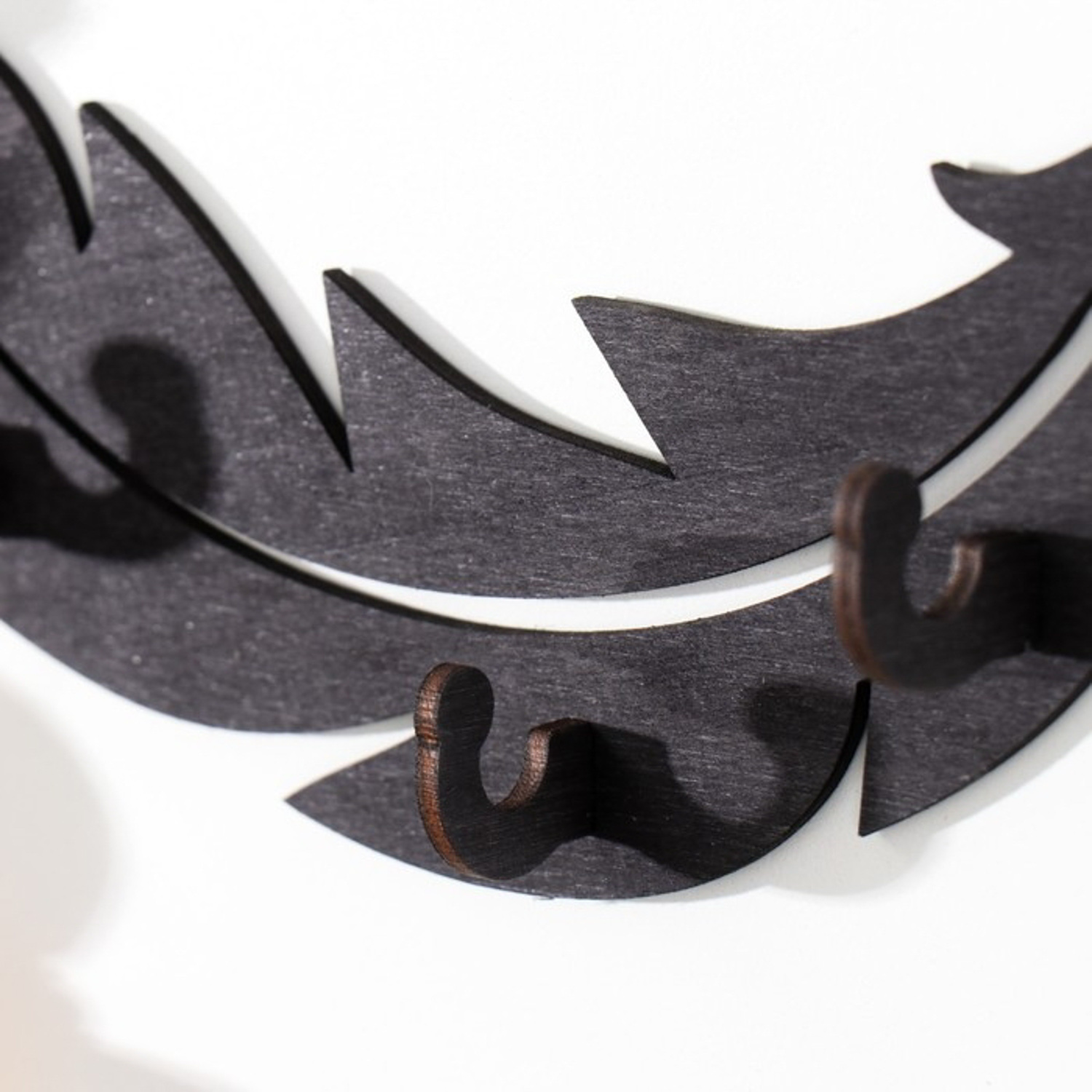 Ключница открытая "Перо" 17х8,5 см 4860699 Ключница открытая "Перо" 17х8,5 см 4860699