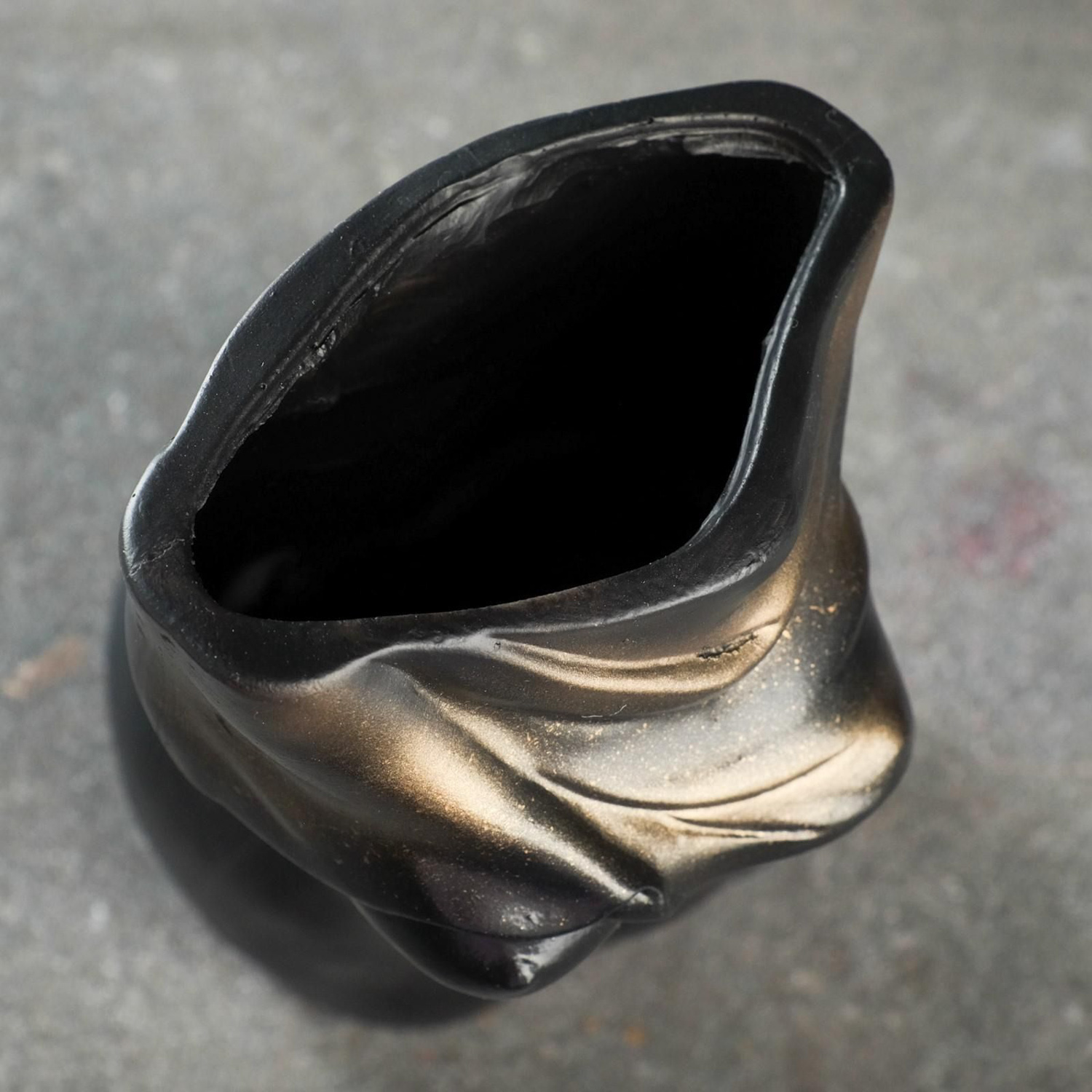 Ваза "Грация" черная с золотом, 0,7 л  7150884