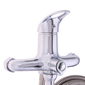 Смеситель для ванны Центр Сантехники 300-4 D35 М-40, длинный излив, однорычажный