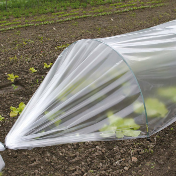 Пленка 3х10 м полиэтиленовая, 30 м², 80 мкм Пленка 3х10 м полиэтиленовая, 30 м², 80 мкм