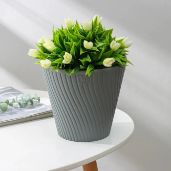 Кашпо пластм. "Луи" 1,2л d верха 140мм h129мм со вставкой Серый AML-1,2-03 ("VipSet") *1/30