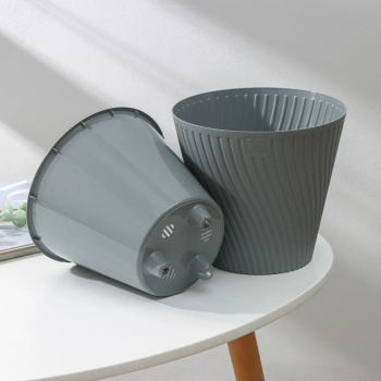 Кашпо пластм. "Луи" 1,2л d верха 140мм h129мм со вставкой Серый AML-1,2-03 ("VipSet") *1/30